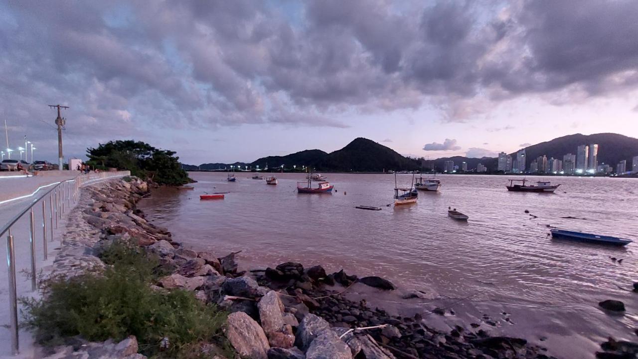 Casa Canto Do Farol นาเวกังชิส ภายนอก รูปภาพ