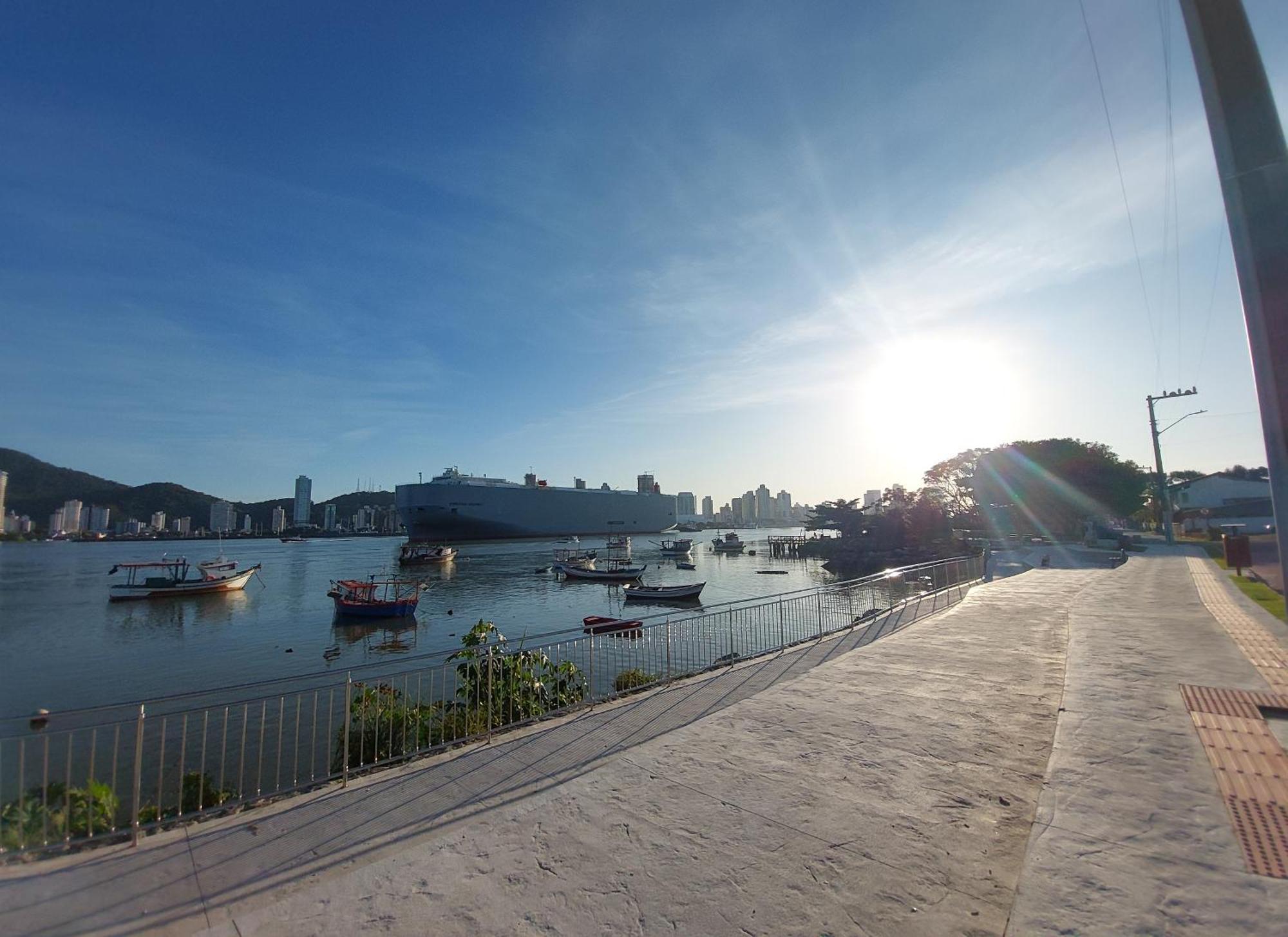 Casa Canto Do Farol นาเวกังชิส ภายนอก รูปภาพ